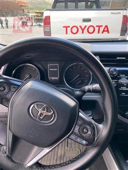 تۆیۆتا کامری